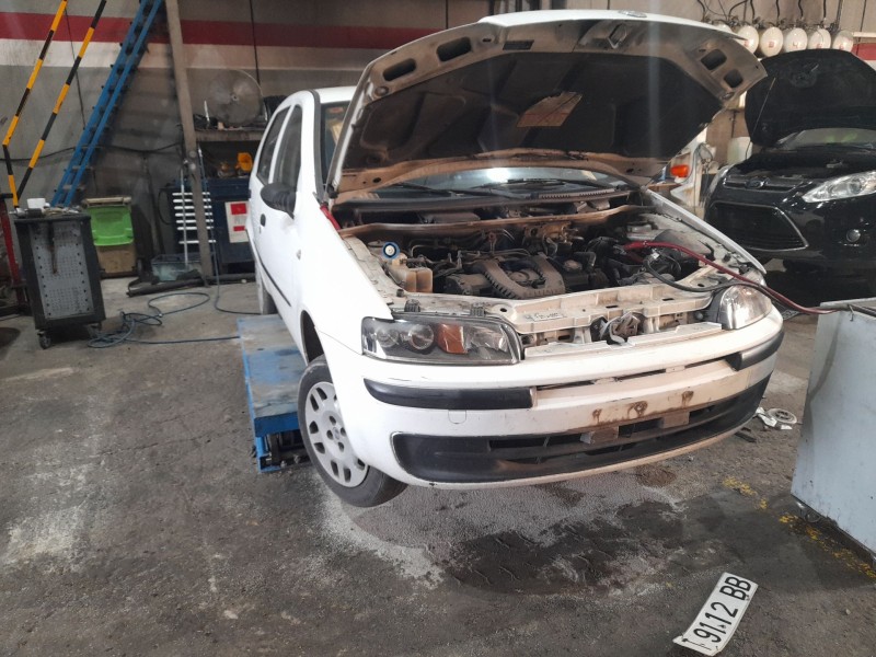 fiat punto (188_) del año 1999