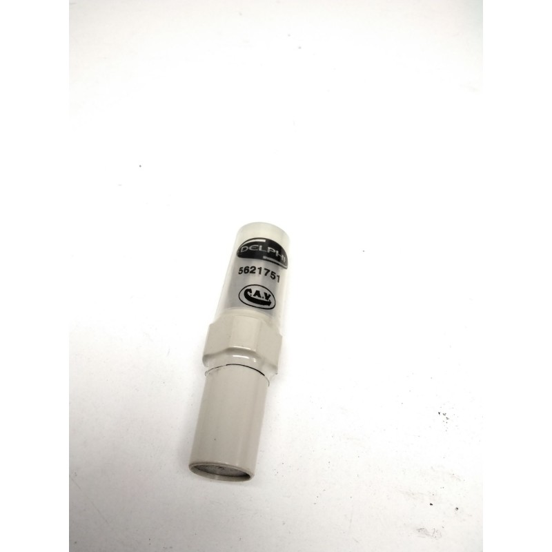 Recambio de cabezal inyeccion para ebro f-275 f-275 referencia OEM IAM 5621751  TOBERA INYECTOR MOTOR PERKINS