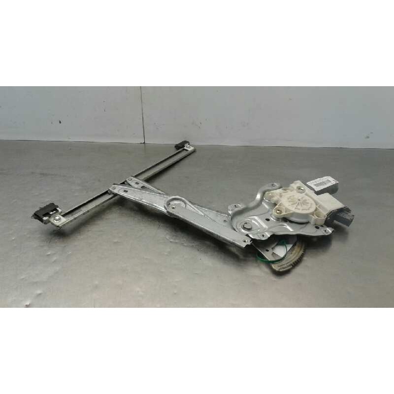 Recambio de elevalunas delantero izquierdo para toyota avensis berlina (t25) 2.2 d-4d sol berlina (5-ptas.) referencia OEM IAM 6