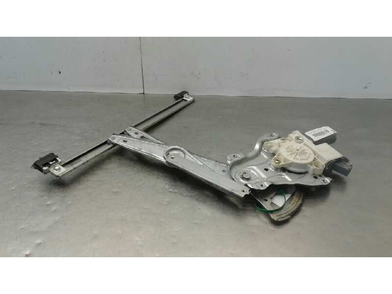 Recambio de elevalunas delantero izquierdo para toyota avensis berlina (t25) 2.2 d-4d sol berlina (5-ptas.) referencia OEM IAM 6