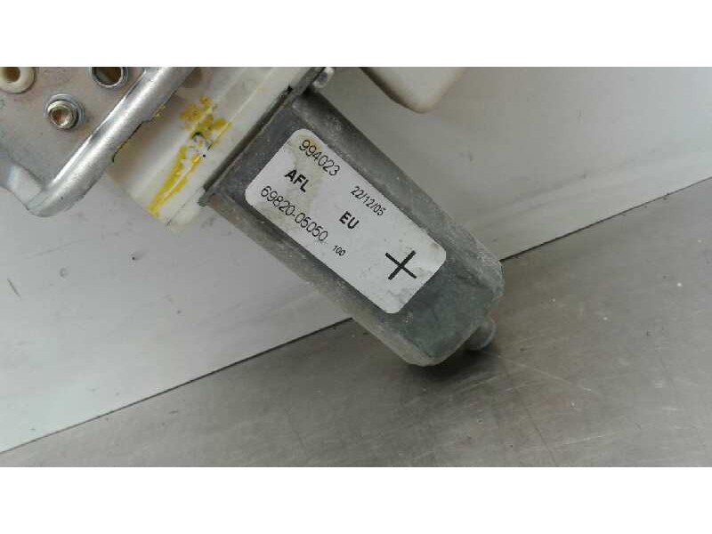 Recambio de elevalunas delantero izquierdo para toyota avensis berlina (t25) 2.2 d-4d sol berlina (5-ptas.) referencia OEM IAM 6