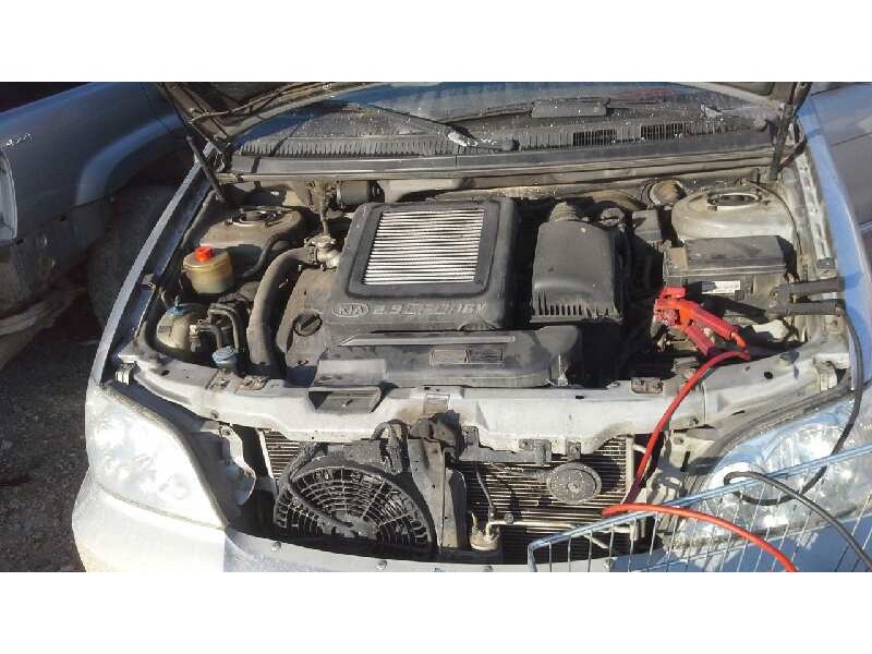 kia carnival ii del año 2004