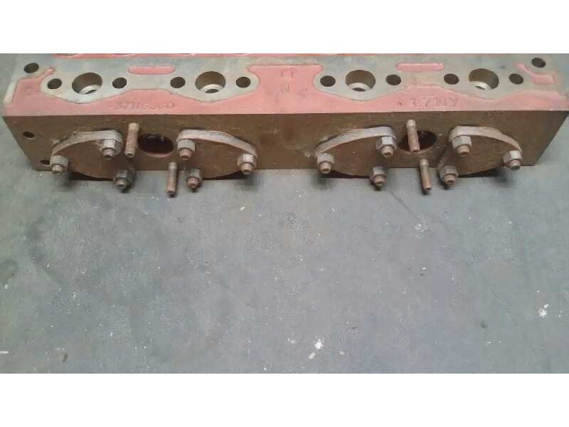 Recambio de culata para ebro l35 perkins referencia OEM IAM 37116360 PERKINS 