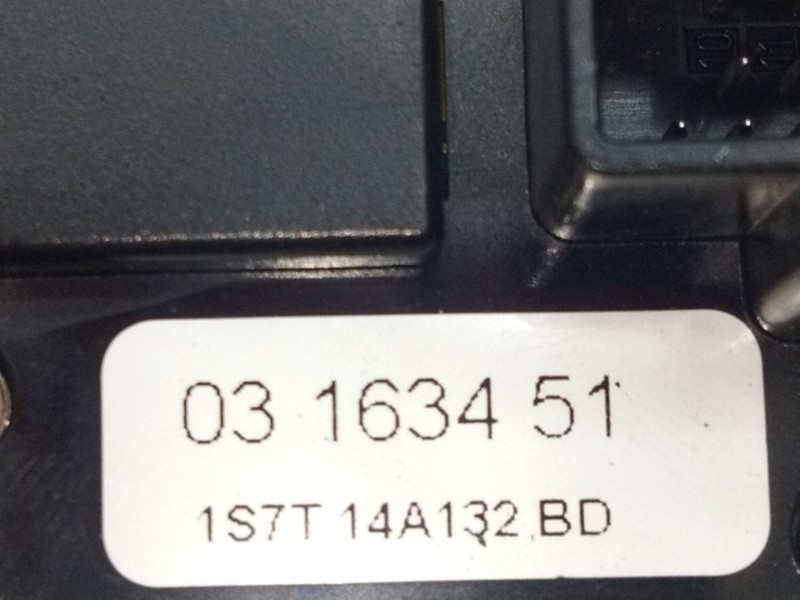 Recambio de mando elevalunas delantero izquierdo para ford mondeo iii sedán (b4y) 1.8 16v referencia OEM IAM 1S7T14A132BD  