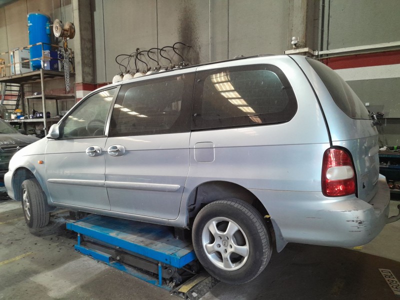 kia carnival i (up) del año 2001