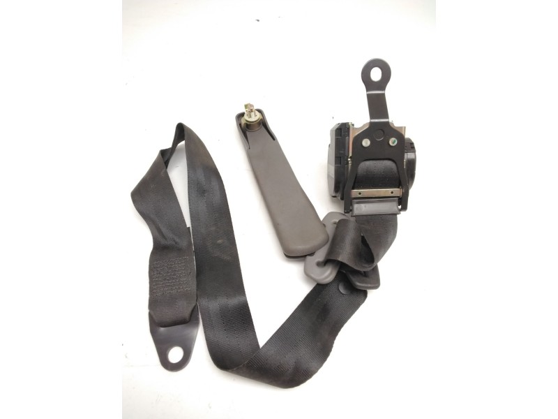 Recambio de cinturon seguridad trasero derecho para nissan serena (c23) 2.0 referencia OEM IAM 898447C304  