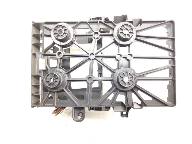 Recambio de caja fusibles para ford transit caja abierta ´06 2.4 tdci cat referencia OEM IAM   