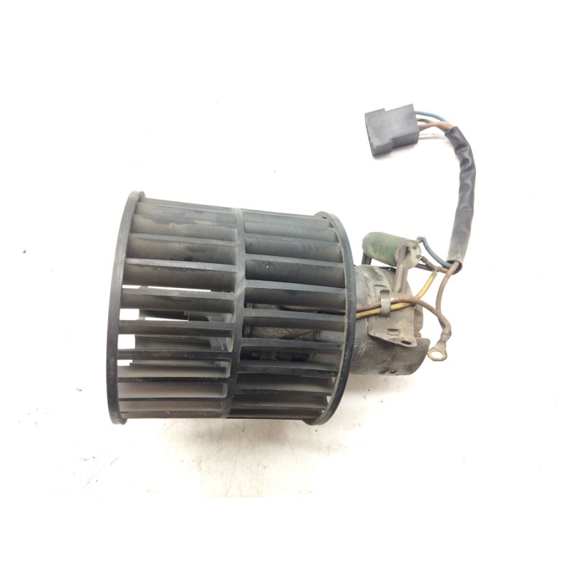 Recambio de motor calefaccion para opel ascona c (j82) 1.6 s (f11, m11, f68, m68) referencia OEM IAM 3137020007  