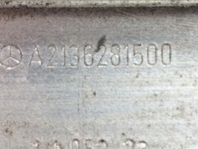 Recambio de tirante delantero izquierdo para mercedes-benz clase e (w213) 2.0 e 220 d (213.004) referencia OEM IAM A2136281500  