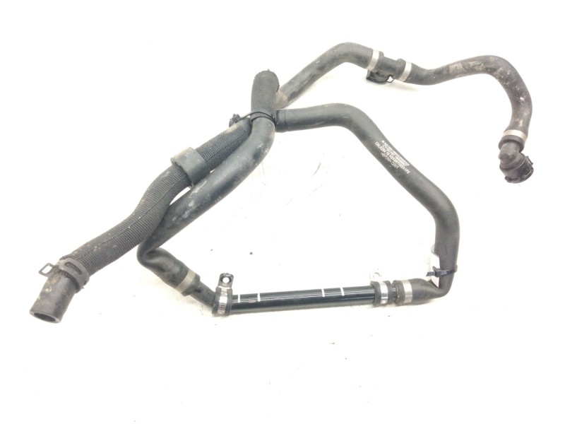Recambio de tubo radiador para mercedes-benz clase e (w213) 2.0 e 220 d (213.004) referencia OEM IAM A2135016502  