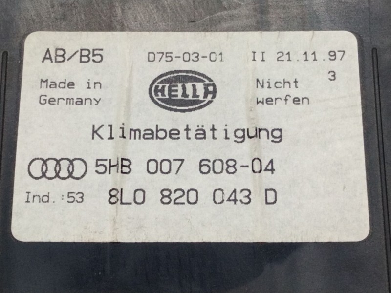 Recambio de mando calefaccion / aire acondicionado para audi a3 (8l1) 1.6 referencia OEM IAM 8L0820043D  