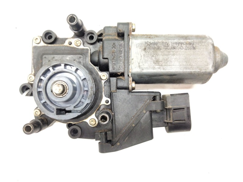 Recambio de motor elevalunas delantero derecho para audi a3 (8l1) 1.6 referencia OEM IAM   