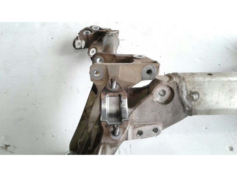 Recambio de subchasis para audi q5 (8r) 2.0 tdi (125kw) referencia OEM IAM   