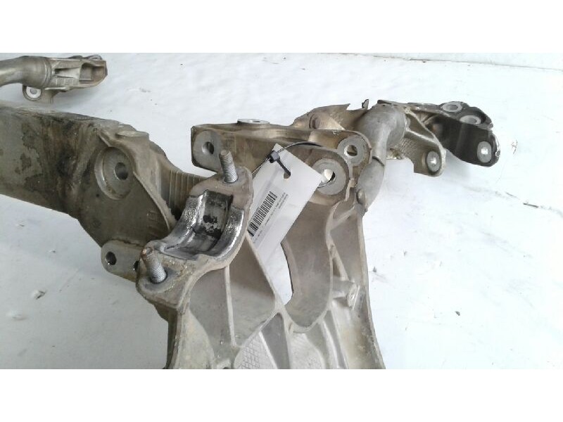 Recambio de subchasis para audi q5 (8r) 2.0 tdi (125kw) referencia OEM IAM   