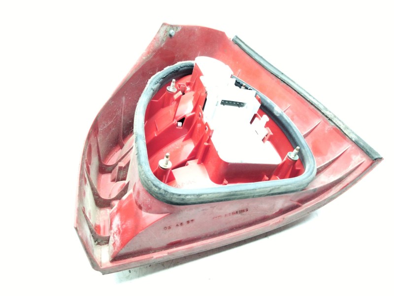 Recambio de piloto trasero izquierdo para audi a3 (8l1) 1.6 referencia OEM IAM 8L0945095A  