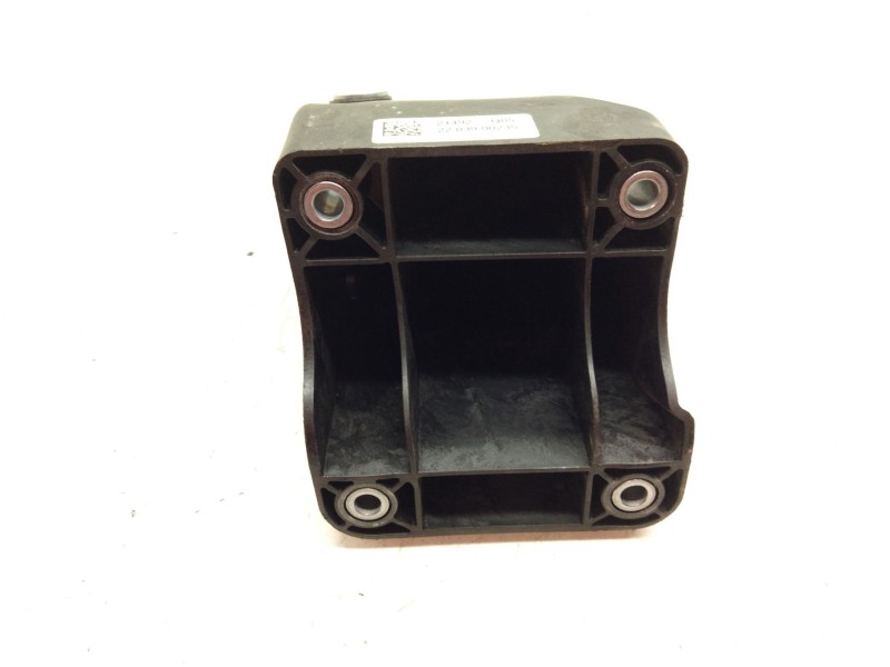 Recambio de soporte motor derecho superior para mercedes-benz clase e (w213) 2.0 e 220 d (213.004) referencia OEM IAM 2203900235