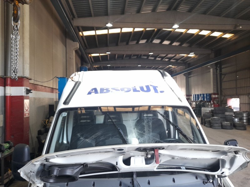 iveco daily iv furgón del año 2014