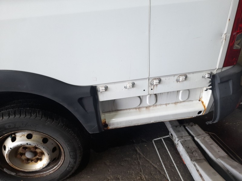 iveco daily iv furgón del año 2014