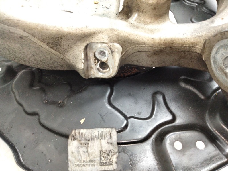 Recambio de mangueta delantera derecha para mercedes-benz clase e (w213) 2.0 e 220 d (213.004) referencia OEM IAM 2133324800  