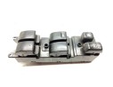 MANDO ELEVALUNAS DELANTERO DERECHO 8608A060 