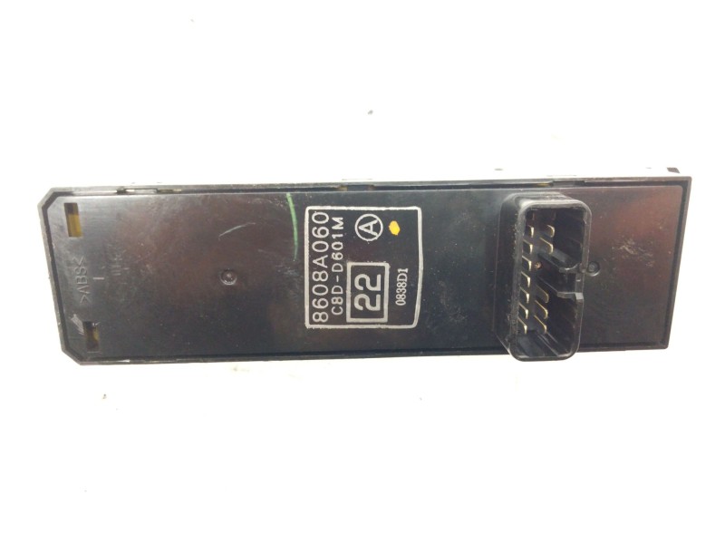 Recambio de mando elevalunas delantero derecho para mitsubishi outlander (cw0) 2.0 di-d cat referencia OEM IAM 8608A060  