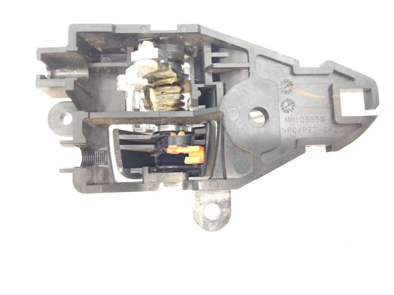 Recambio de maneta interior delantera derecha para mitsubishi outlander (cw0) 2.0 di-d cat referencia OEM IAM   