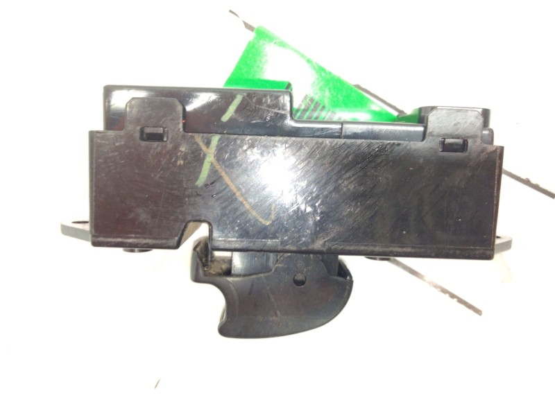 Recambio de mando elevalunas delantero izquierdo para mitsubishi outlander (cw0) 2.0 di-d cat referencia OEM IAM   
