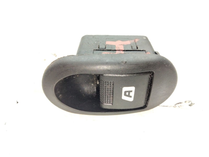 Recambio de mando elevalunas delantero izquierdo para citroën c3 i (fc_, fn_) 1.4 i referencia OEM IAM   