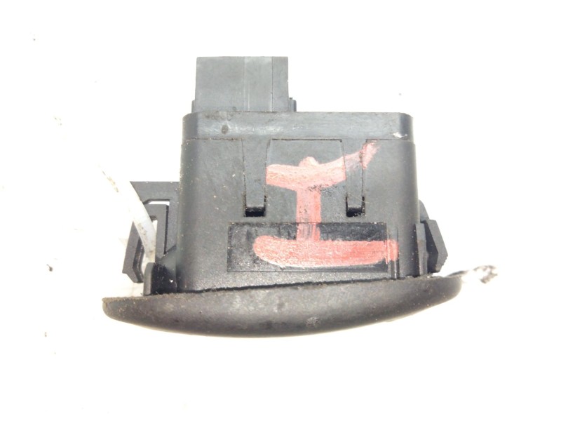 Recambio de mando elevalunas delantero izquierdo para citroën c3 i (fc_, fn_) 1.4 i referencia OEM IAM   