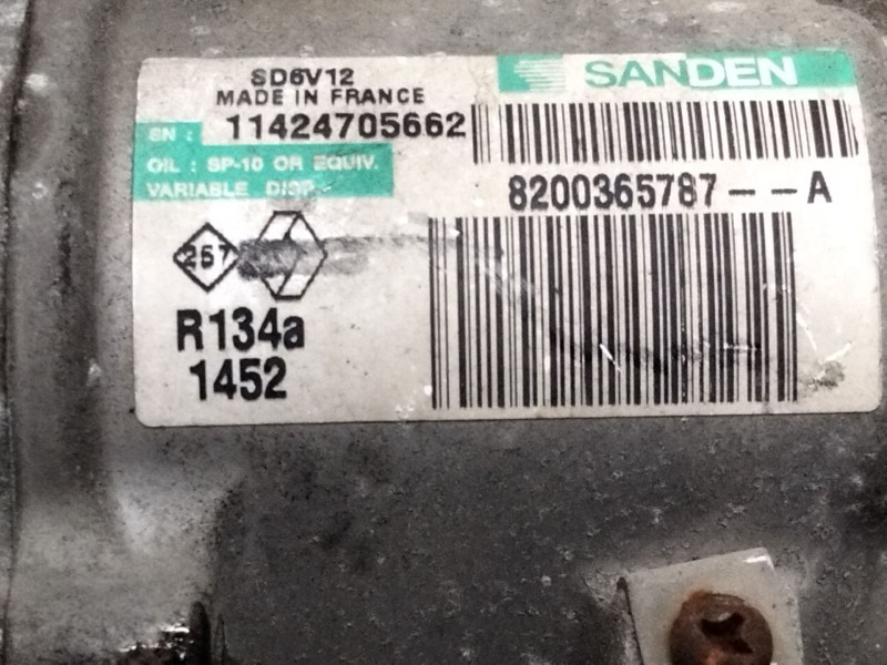 Recambio de compresor aire acondicionado para nissan note (e11e) acenta referencia OEM IAM 8200365787A  