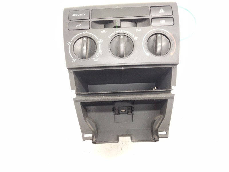 Recambio de mando calefaccion / aire acondicionado para toyota corolla (_e12_) 1.4 vvt-i (zze120_) referencia OEM IAM   