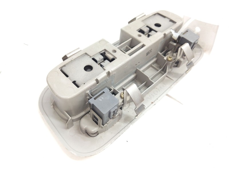 Recambio de luz interior para toyota corolla (_e12_) 1.4 vvt-i (zze120_) referencia OEM IAM   