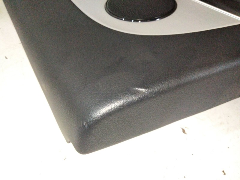 Recambio de guarnecido puerta trasera derecha para mercedes-benz clase e (w213) 2.0 e 220 d (213.004) referencia OEM IAM A213730