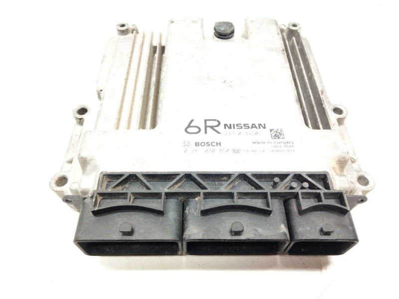 Recambio de centralita motor uce para nissan nv 200 (m20) kasten comfort referencia OEM IAM 237103VD0C 0281030850 