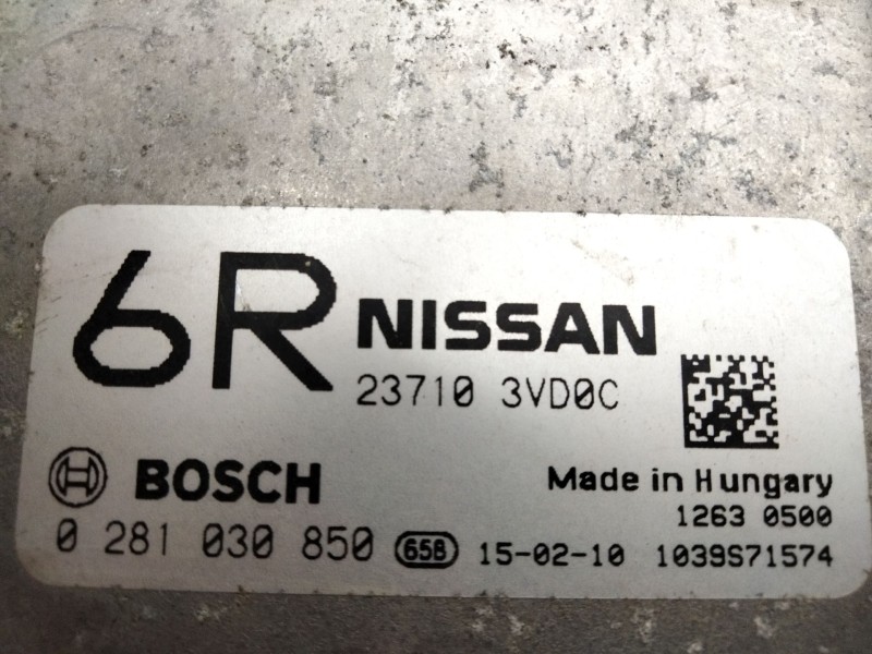Recambio de centralita motor uce para nissan nv 200 (m20) kasten comfort referencia OEM IAM 237103VD0C 0281030850 