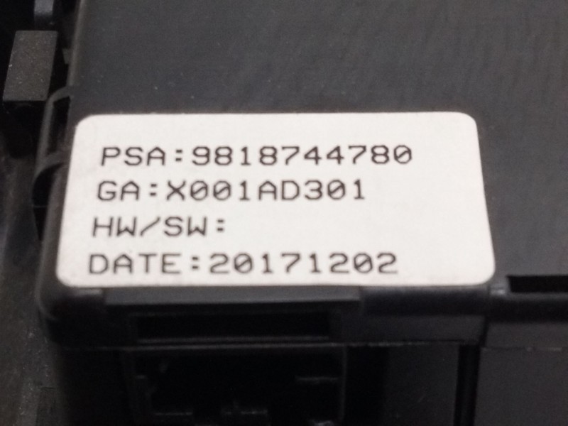 Recambio de luz interior para citroën ds 7 ds 7 crossback buehdi referencia OEM IAM 9818744780  