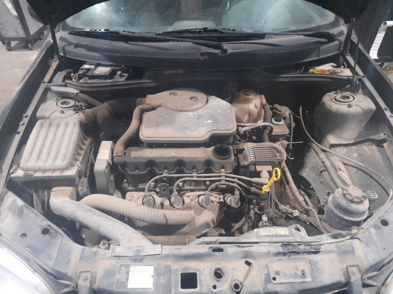 opel corsa b (s93) del año 1998