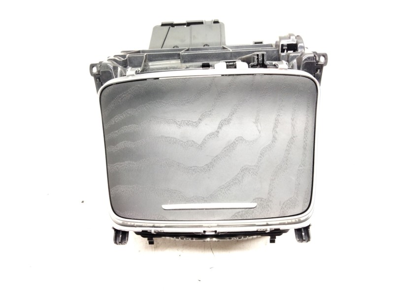 Recambio de guantera superior central para mercedes-benz clase e (w213) 2.0 e 220 d (213.004) referencia OEM IAM A2136808807  