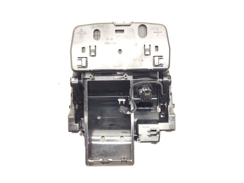 Recambio de guantera superior central para mercedes-benz clase e (w213) 2.0 e 220 d (213.004) referencia OEM IAM A2136808807  