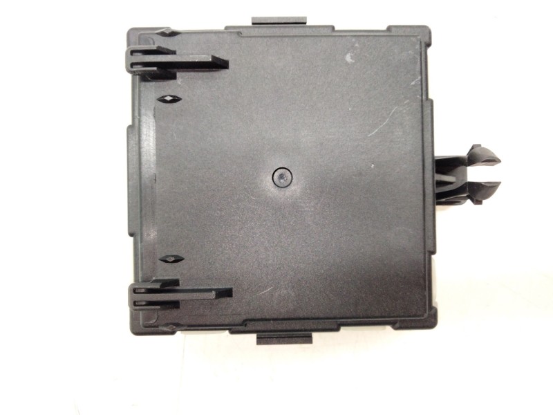 Recambio de modulo control puerta para mercedes-benz clase e (w213) 2.0 e 220 d (213.004) referencia OEM IAM A1679003418  