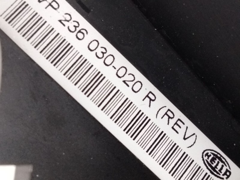Recambio de piloto trasero derecho para nissan micra ii (k11) 1.0 i 16v referencia OEM IAM 236030020  