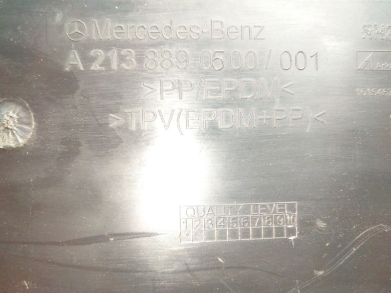 Recambio de panel protector para mercedes-benz clase e (w213) 2.0 e 220 d (213.004) referencia OEM IAM A2138890500  