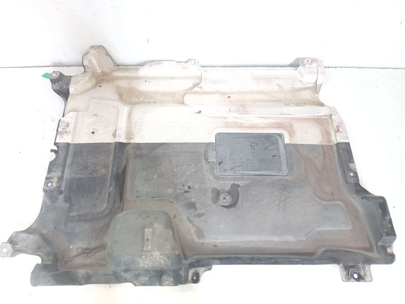 Recambio de cubrecarter para mercedes-benz clase e (w213) 2.0 e 220 d (213.004) referencia OEM IAM A2135206000  