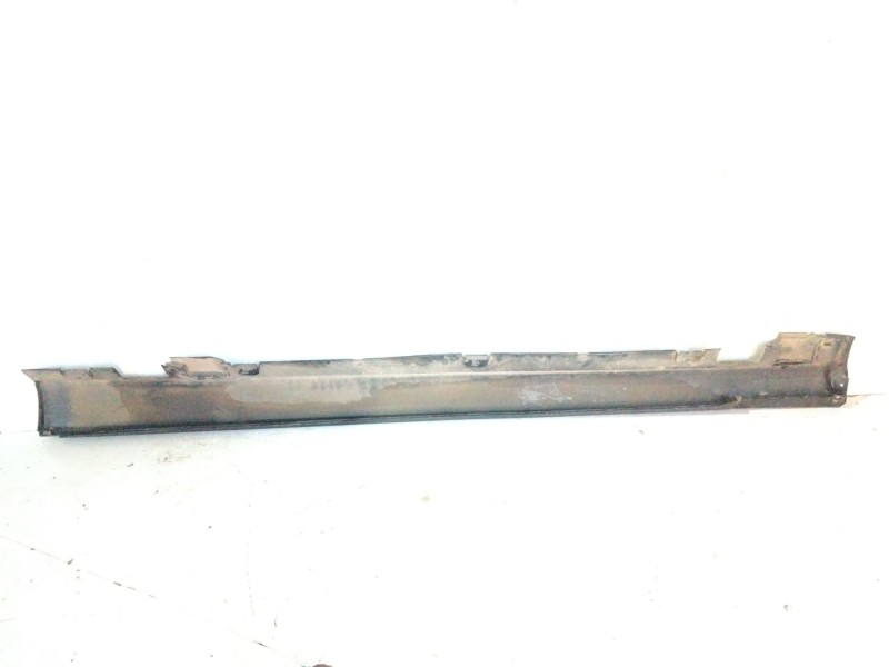 Recambio de talonera derecha para mercedes-benz clase e (w213) 2.0 e 220 d (213.004) referencia OEM IAM A2136908404  