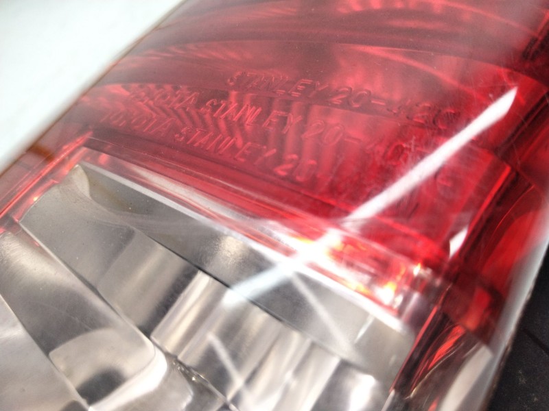 Recambio de piloto trasero izquierdo para toyota celica (t23) 1.8 referencia OEM IAM 20420L  