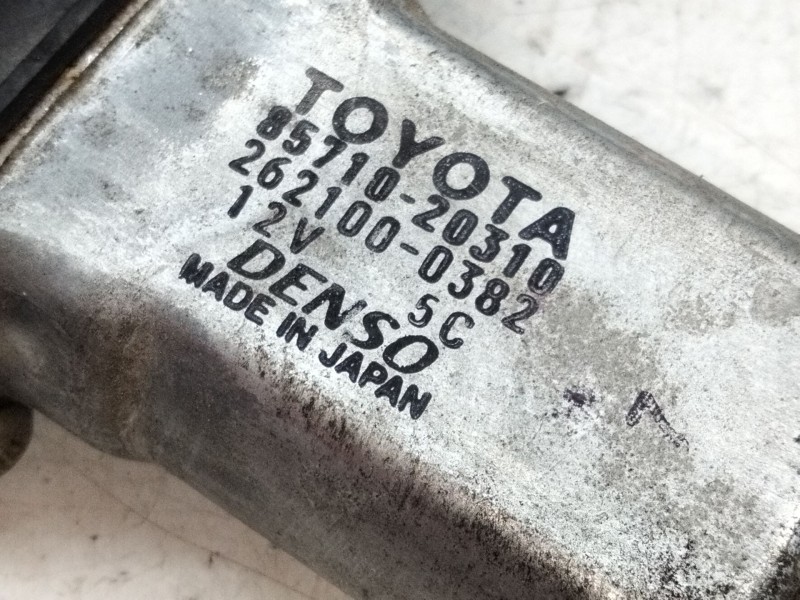 Recambio de elevalunas delantero derecho para toyota celica (t23) 1.8 referencia OEM IAM 8571020310  