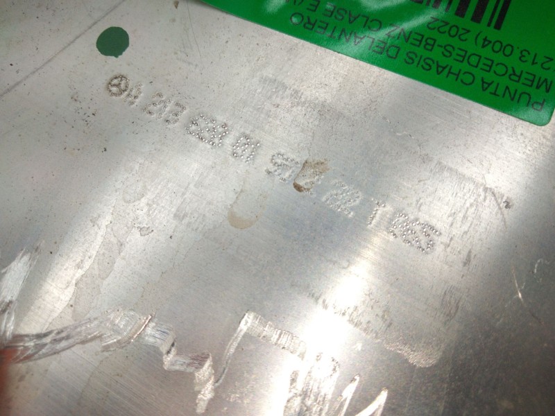 Recambio de punta chasis delantero para mercedes-benz clase e (w213) 2.0 e 220 d (213.004) referencia OEM IAM A2136380196  