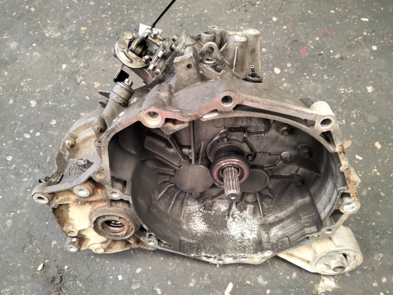 Recambio de caja cambios para opel astra h ber. 1.7 16v cdti referencia OEM IAM F23  