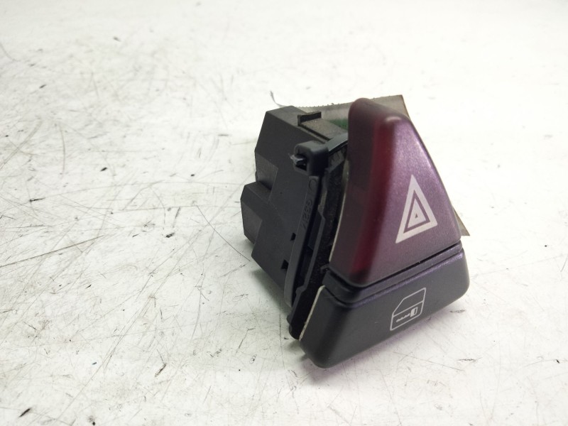 Recambio de warning para mercedes-benz clase a (w168) 160 cdi (168.007) referencia OEM IAM 1688206710  