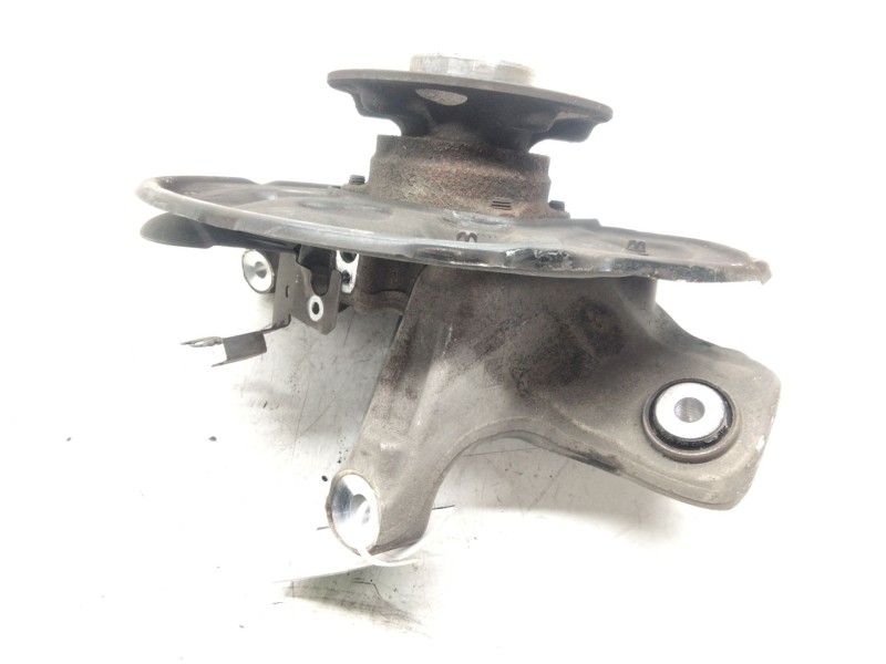 Recambio de mangueta trasera izquierda para mercedes-benz clase e (w213) 2.0 e 220 d (213.004) referencia OEM IAM A2133572500  